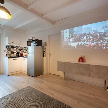 Le Retro With Private Parking Reims