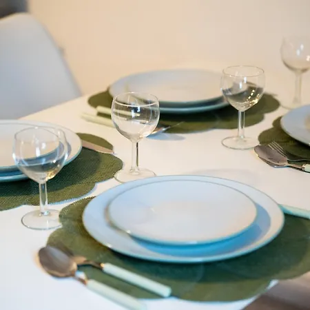 Le Retro With Private Parking